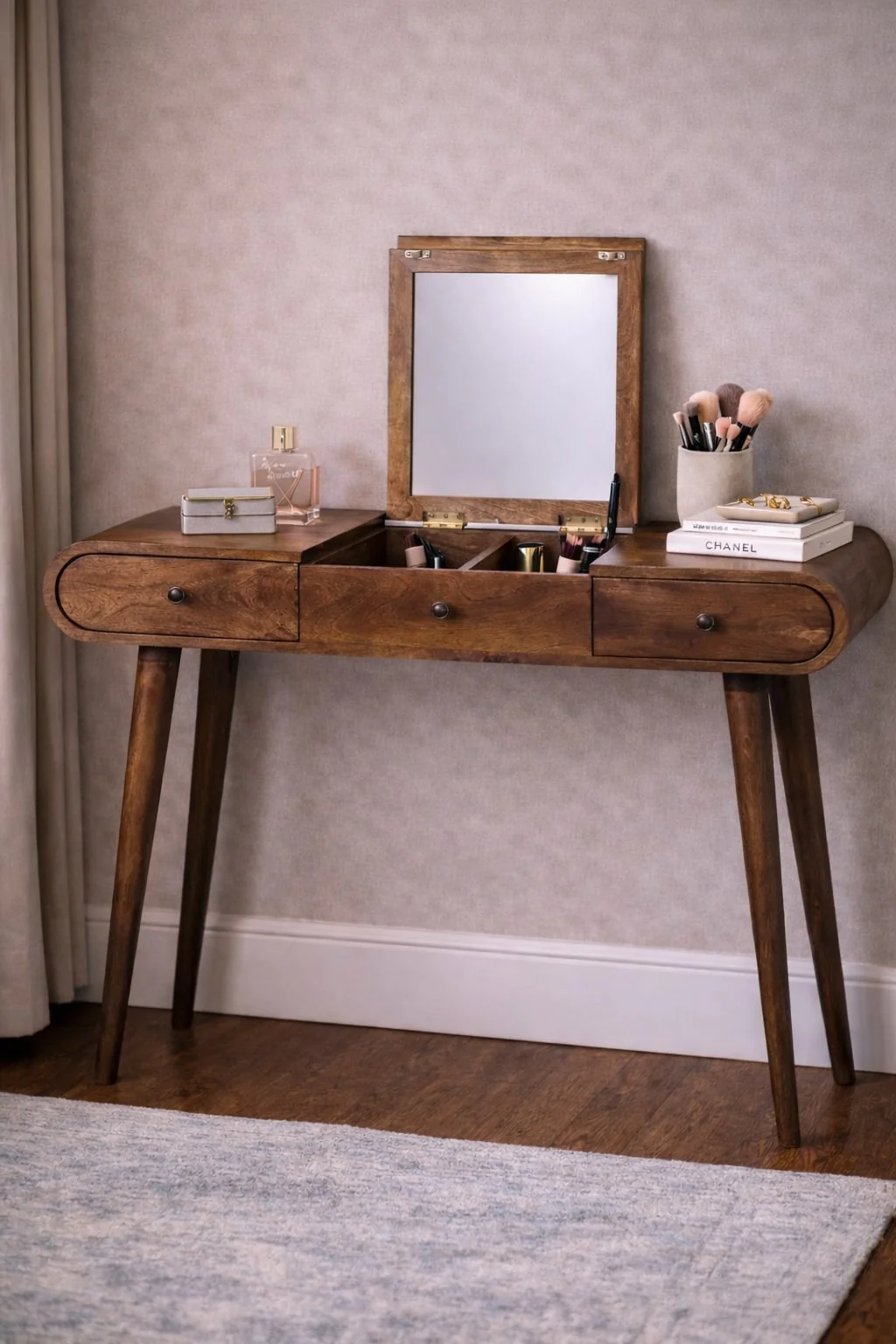 Artisan Furniture Massivholz-Schminktisch mit geschwungenen Kanten, braun