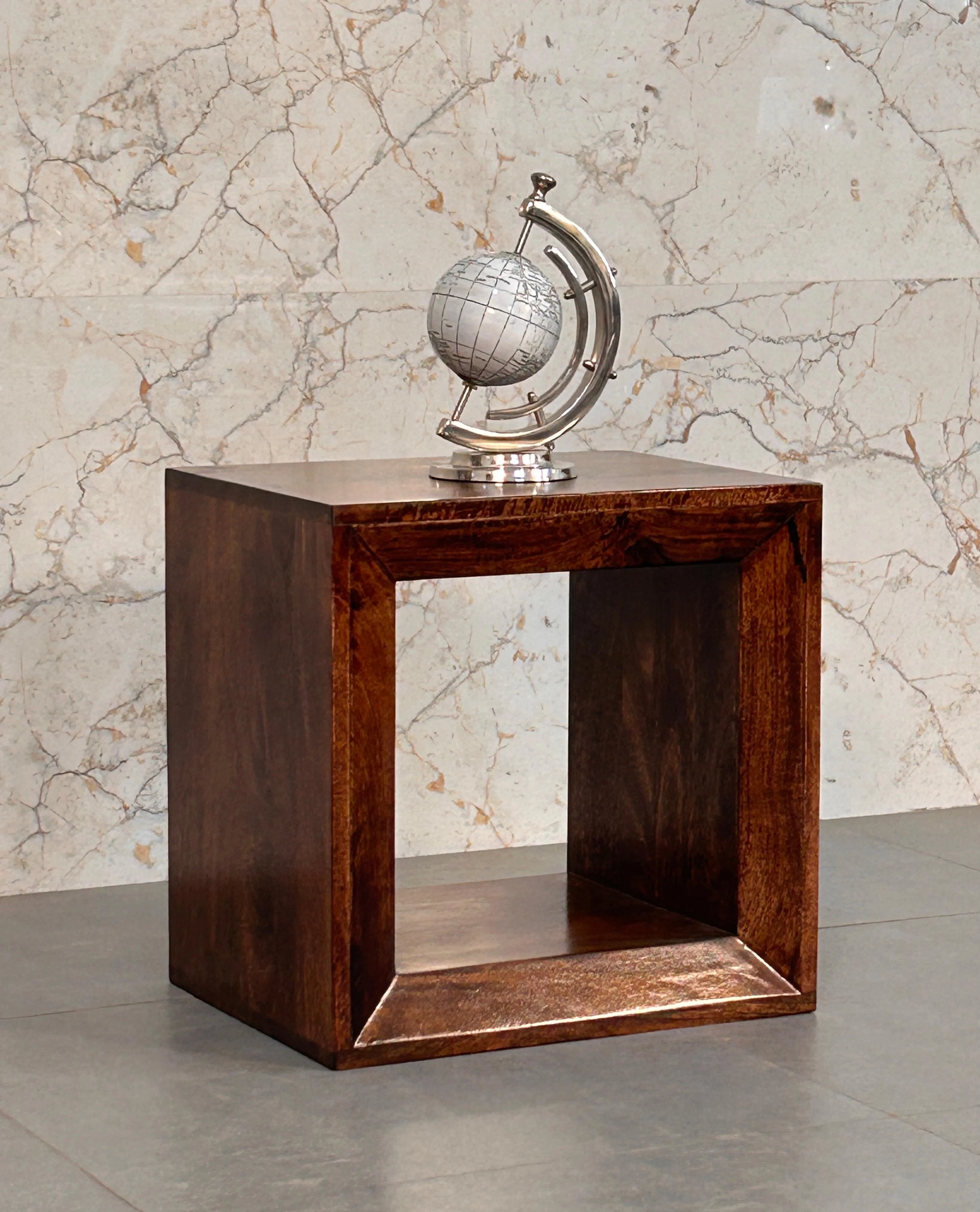 Artisan Furniture Massivholz Solis offener kalifornischer Walnuss Beistelltisch, 1 offenes Fach - Image 4