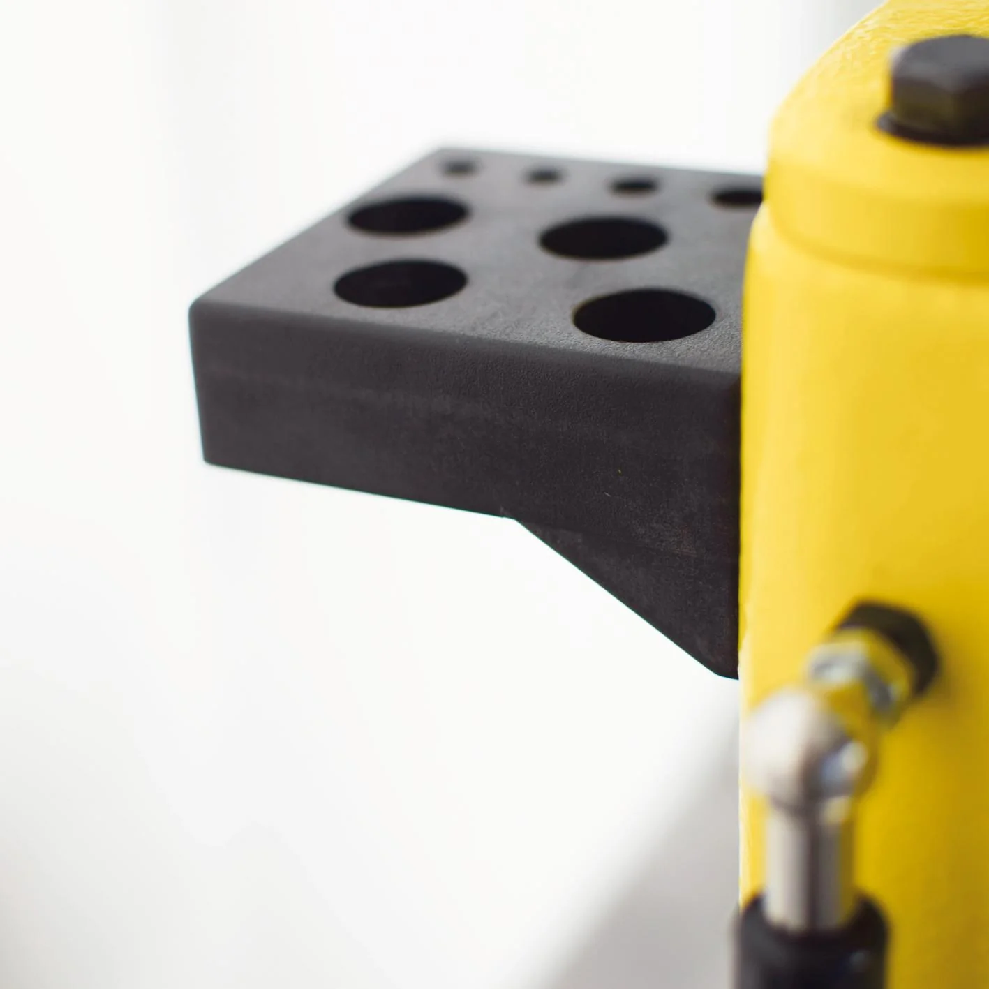BAMATO Stemmmaschine STM-120 | 12 mm Meissel | Doppelsäulenführung | Gussausführung - Image 3
