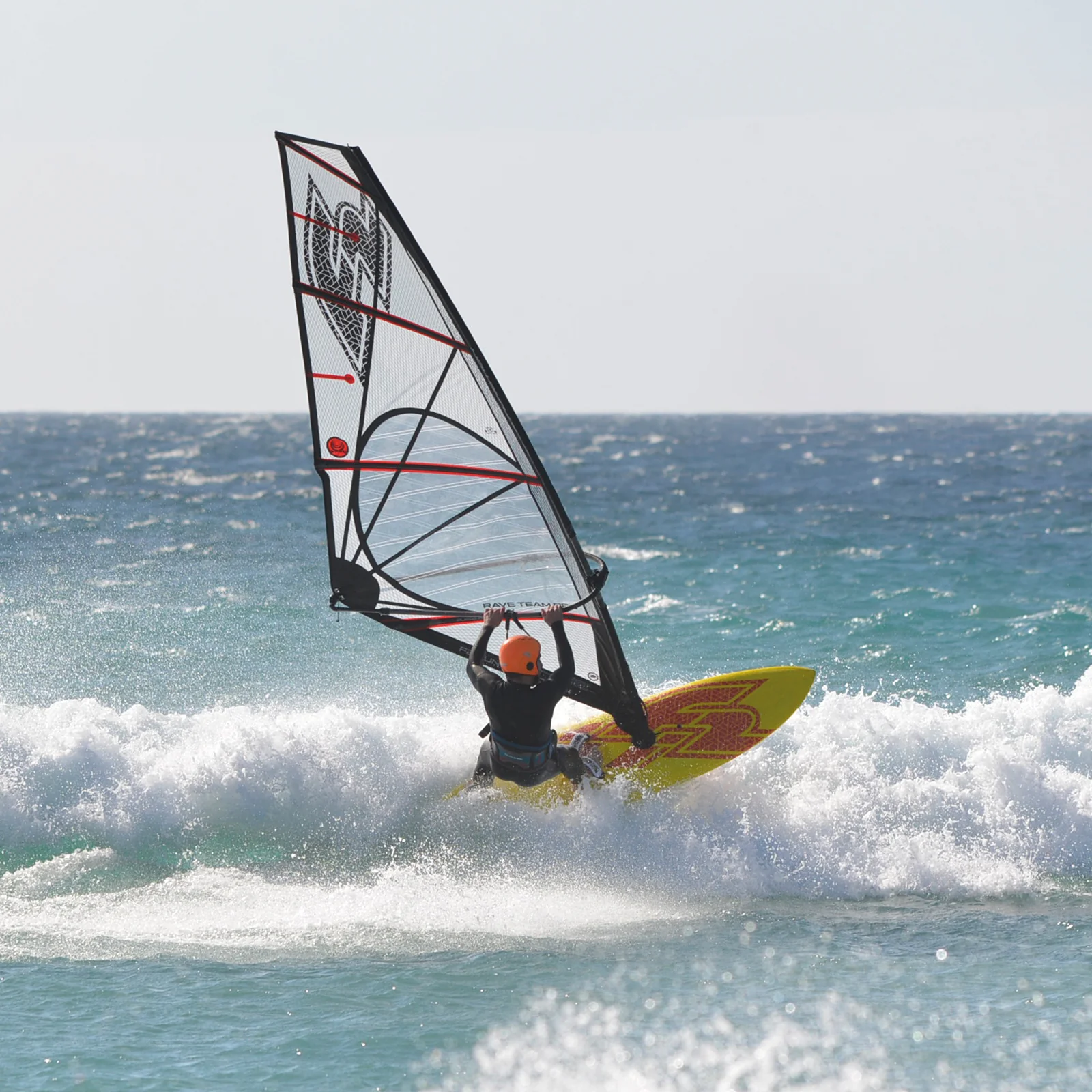 F2 Windsurf Segel Rave Team Pro 5.0qm Weiss - Image 12