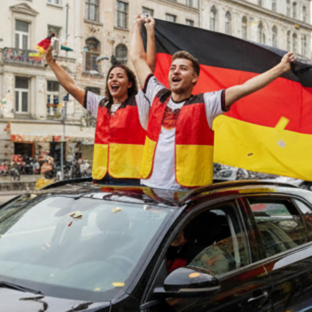 JUNG Fan Weste Deutschland Fußball WM 2026 Weltmeisterschaft Fahne Flagge Fanartikel Weste Kleidung - Image 3
