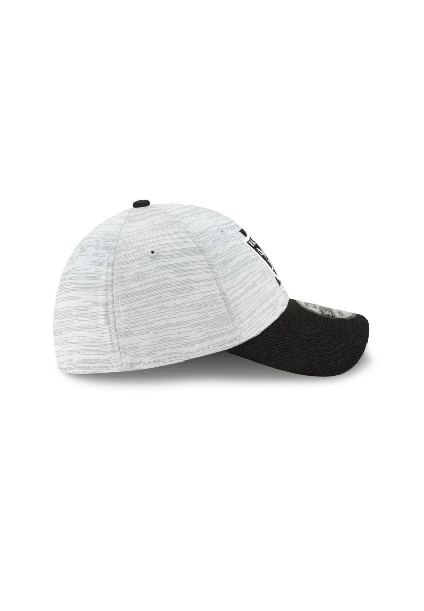 New Era -NFL- Las Vegas Raiders Training 2021 Grey 39Thirty Stretch Cap Grau L-XL - Image 6