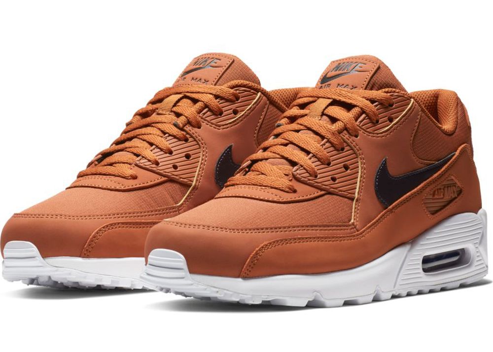 Nike Nike Air Max 90 Essential - Image 32