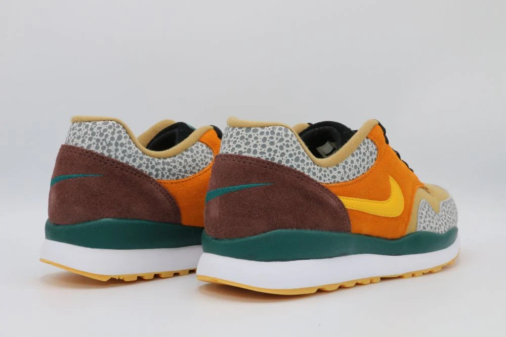 Nike Nike Air Safari SE - Image 21