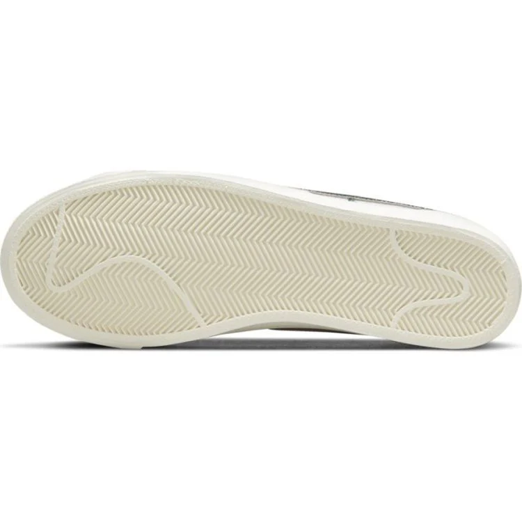 Nike Nike Blazer Low 77 - Image 27