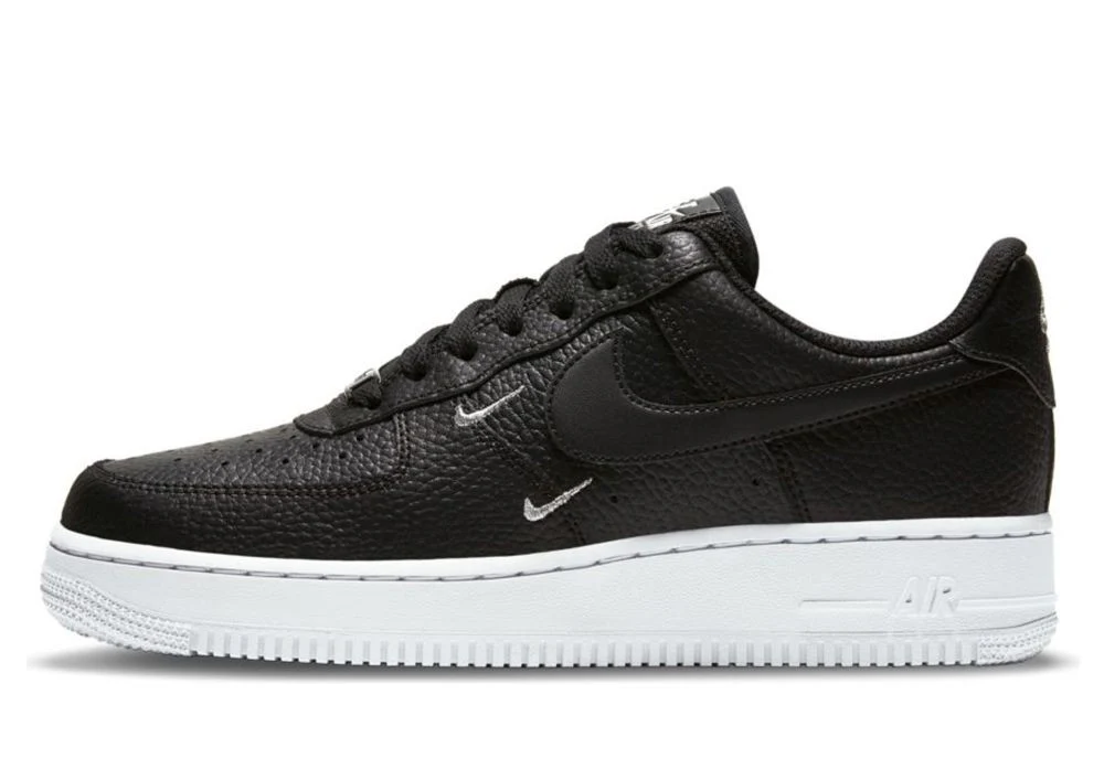 Nike Nike Wmns Air Force 1 07 Essential - Image 2