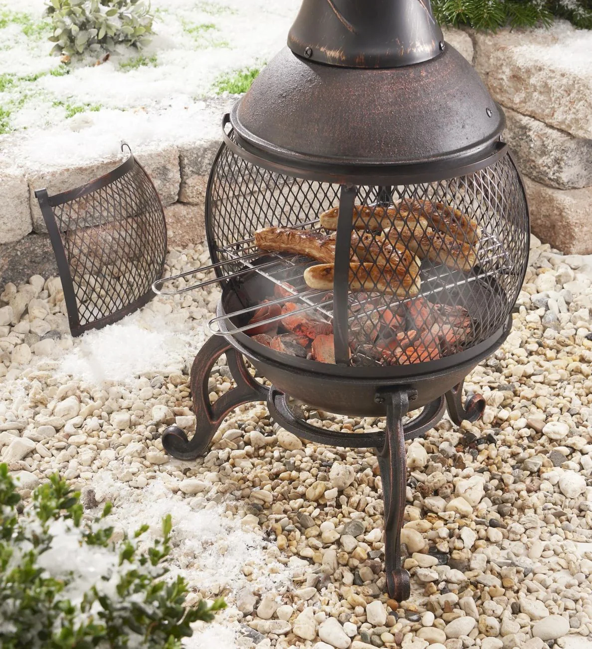 Terrassen-Grillofen aus Gusseisen – Für gemütliche Abende im Freien - Image 2