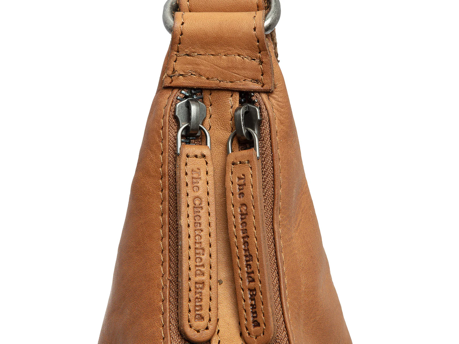 The Chesterfield Brand C48.0610 Jolie Beuteltasche Wax Pull Up Leder 31 cognac - Image 3