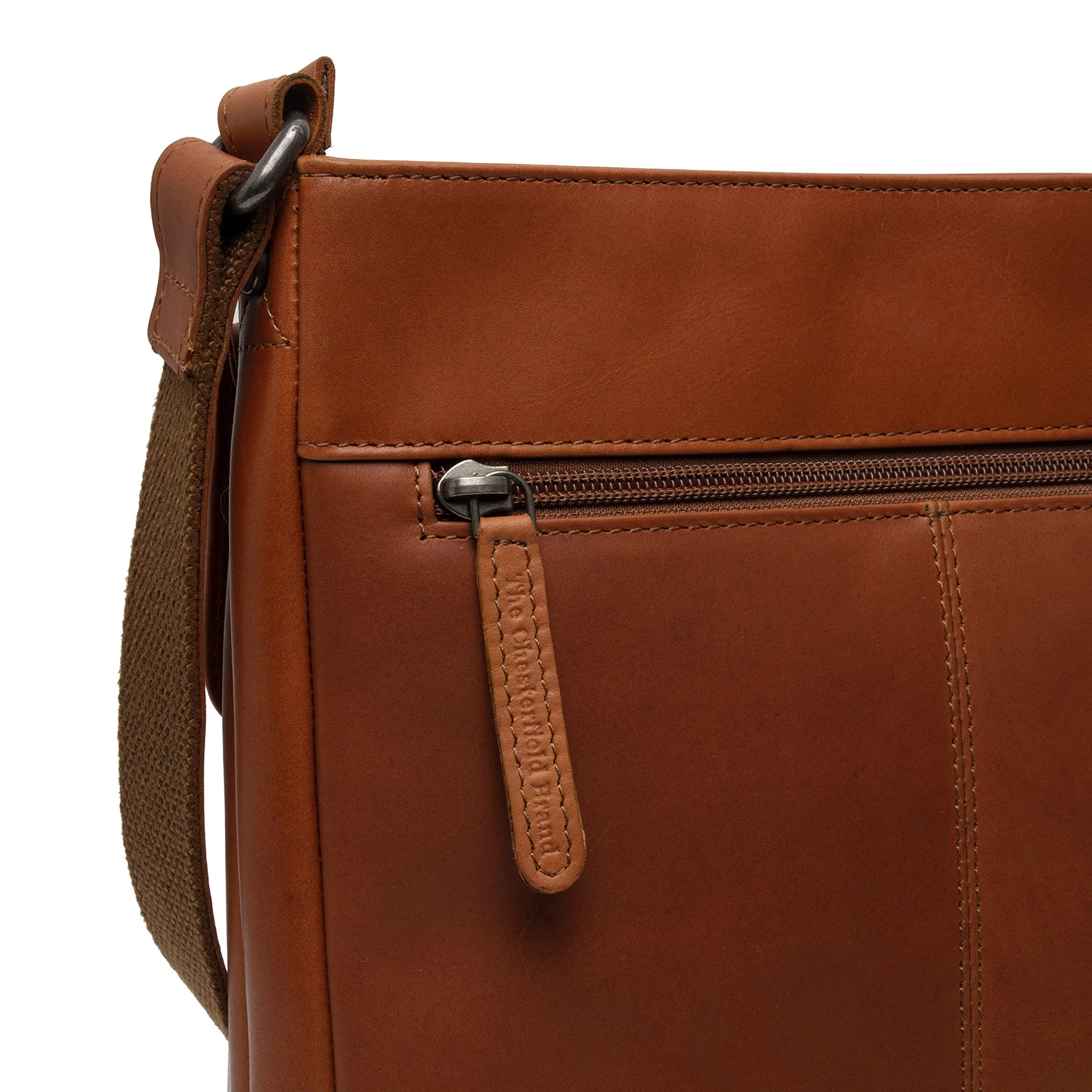 The Chesterfield Brand C48.1291 Essen Umhängetasche Wax Pull Up Leder 31 cognac - Image 3