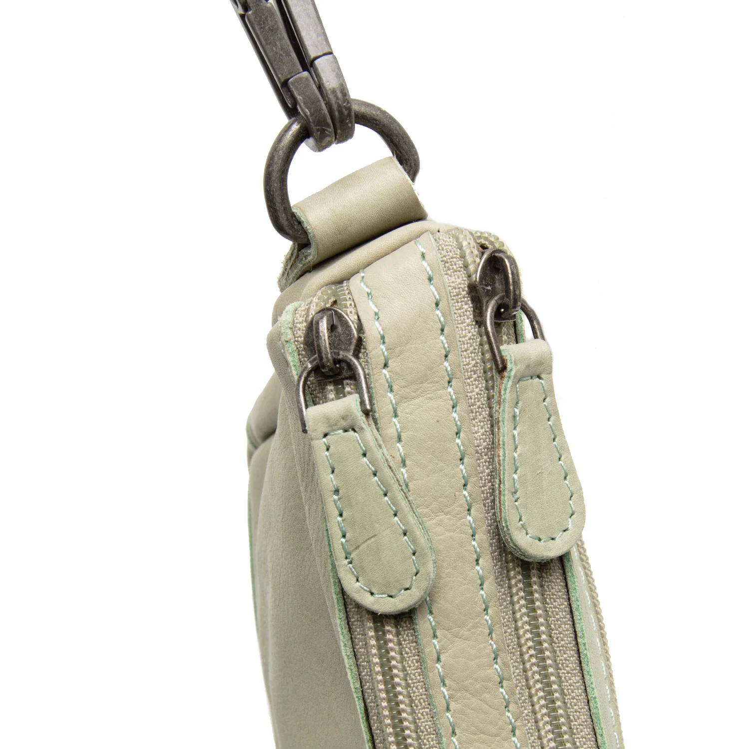 The Chesterfield Brand C48.1371 Irving Schultertasche Washed Waxed Leder 06 beige - Image 14