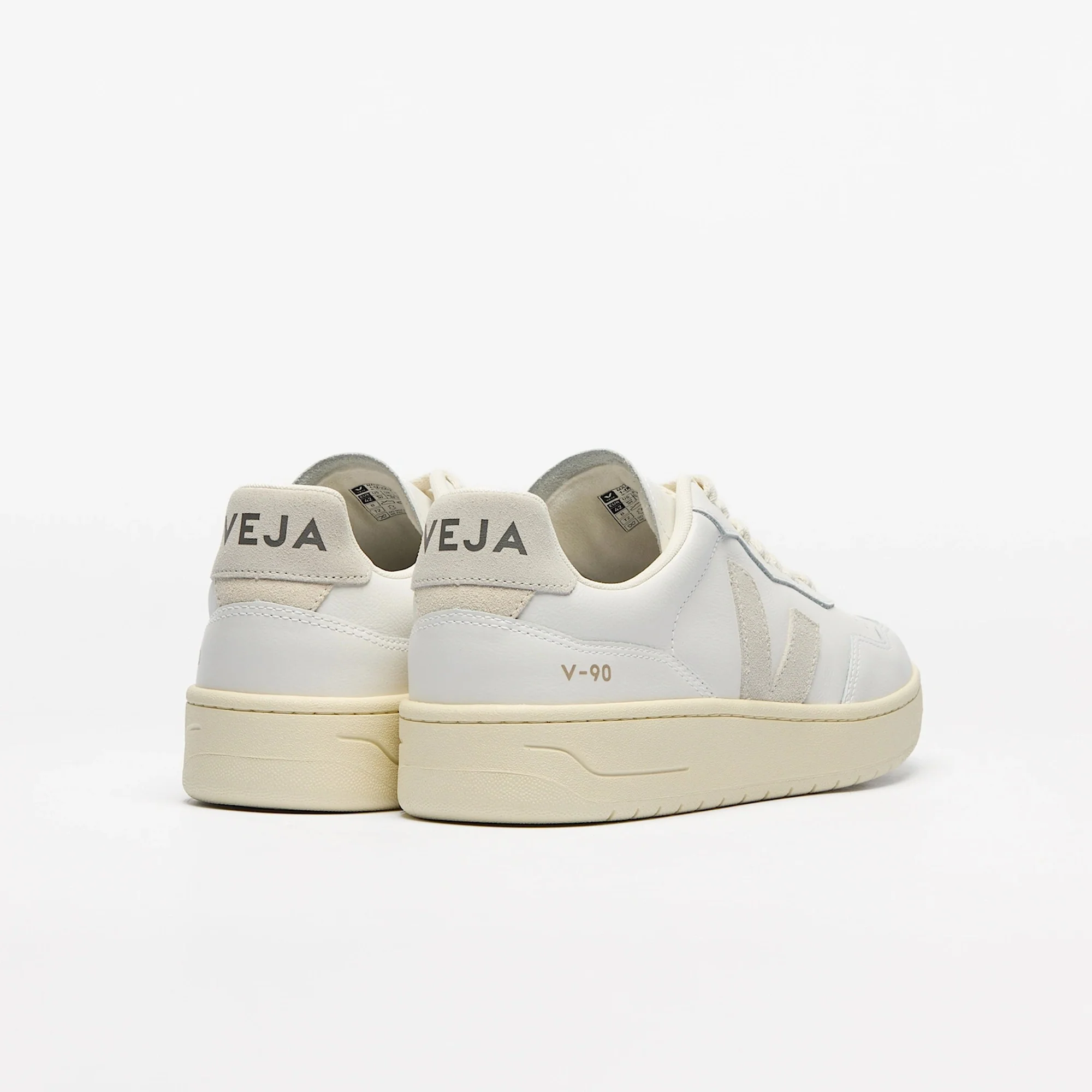 Veja Veja V-90 Leather - Image 17