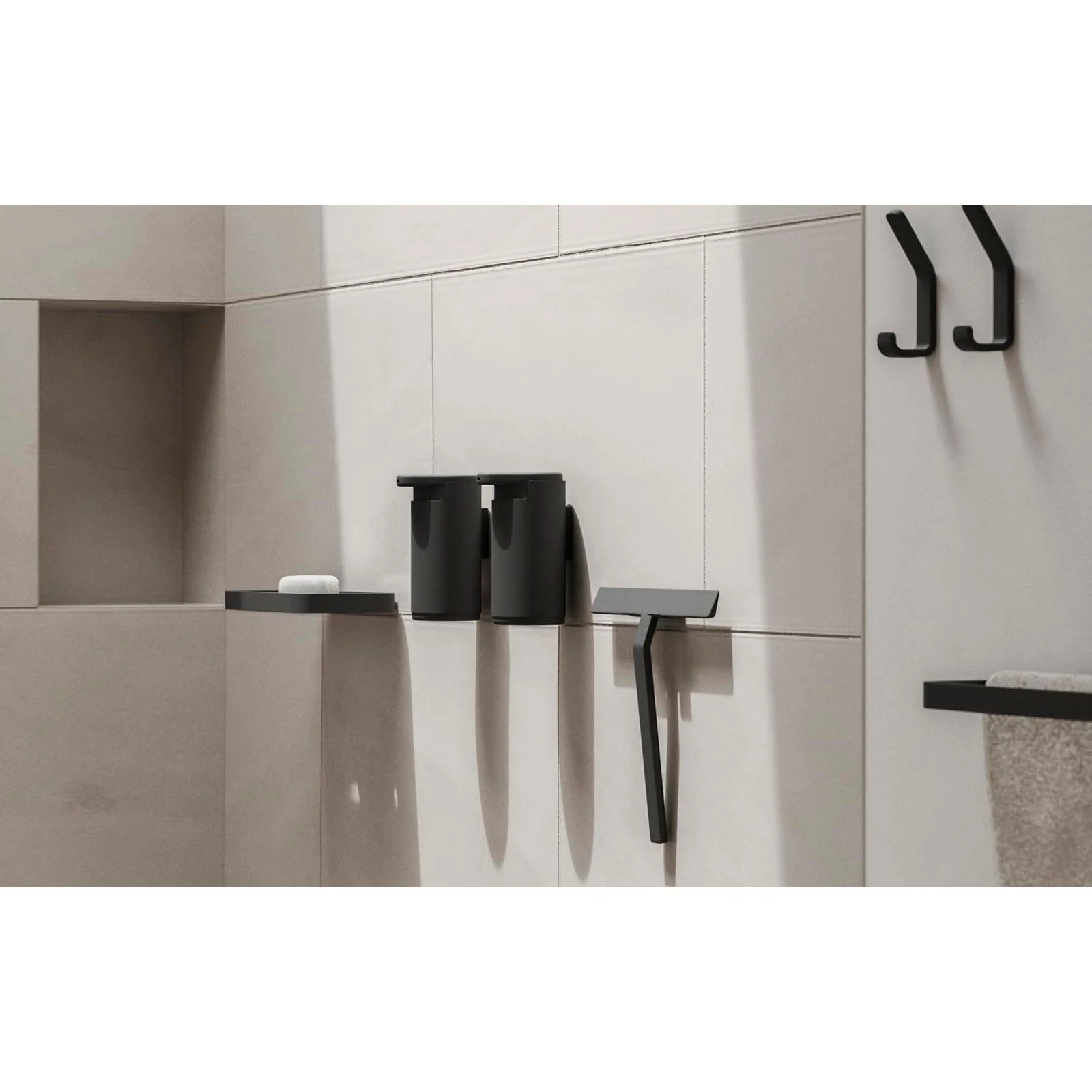 ZONE Denmark Seifenspender Rim zur Wandmontage 14,4 cm schwarz